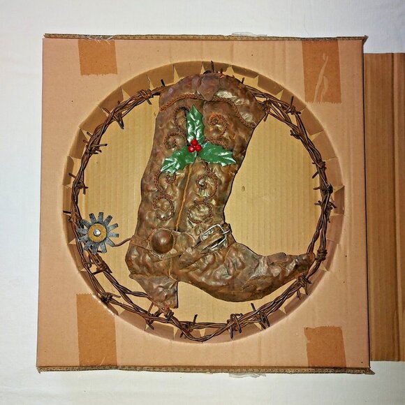 Barbed Wire Cowboy girl western Wreath 12" Metal Spur Holly Rustic Farmhouse - Picture 2 of 16
